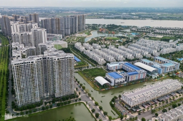 Nhiều dự án lùi cuối năm mới ra hàng